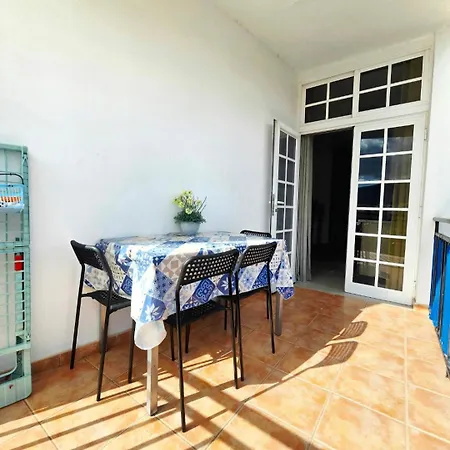 Sunny Holidays Cristianos Apartamento Los Cristianos (Tenerife)