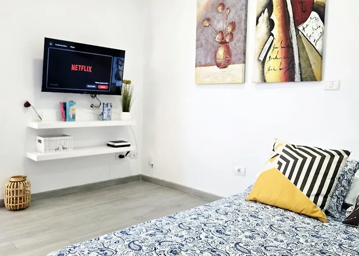 Sunny Holidays Cristianos Apartment *