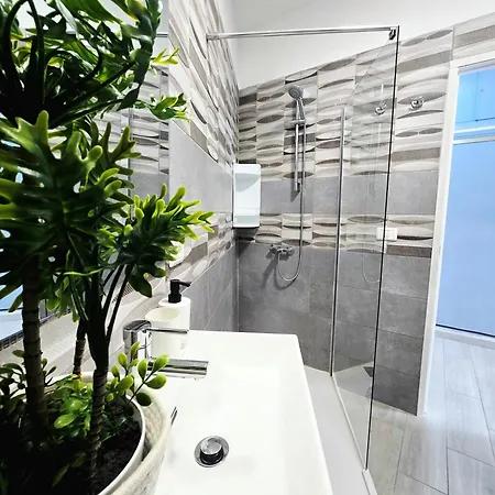 Sunny Holidays Cristianos Lejlighed