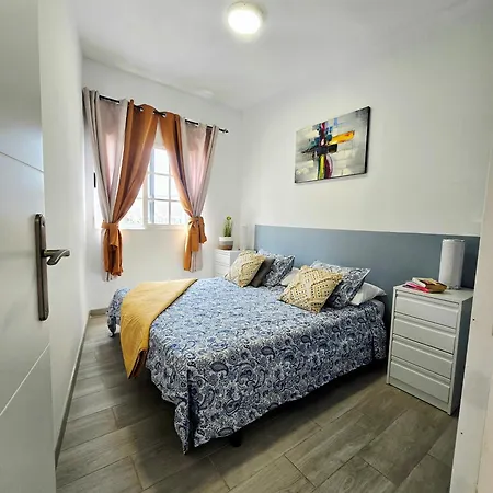 Sunny Holidays Cristianos Lejlighed