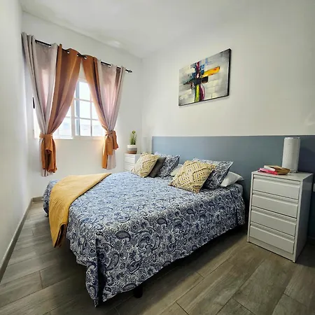 Апартаменты Sunny Holidays Cristianos *