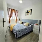 Sunny Holidays Cristianos Appartement